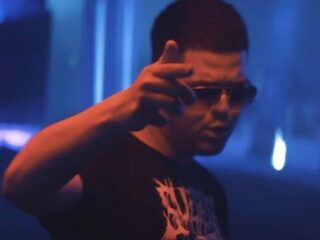 Mula B & Lijpe jagen als Hyena's in nieuwste video