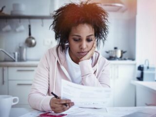 Financiële problemen door belastingtoeslagen: "Ik moest €4000 terugbetalen"