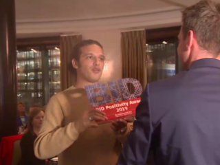 Social Talk: Neusoperatie voor Défano Holwijn, Ali B ontvangt positivity award & meer