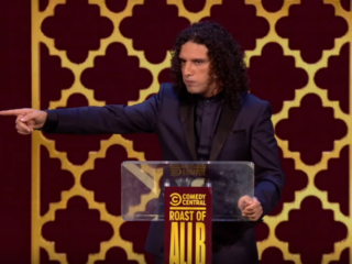 Ali B keihard geroast door Willie Wartaal, I Am Aisha en Brace