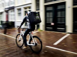Maaltijdbezorgers in Rotterdam steeds vaker overvallen
