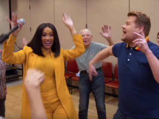 Cardi B en James Corden gaan los met bejaarden in Carpool Karaoke