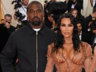 Kim en Kanye delen eerste foto van pasgeboren baby en onthullen de naam