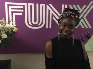 Natural hair kapper Anoeska Schmidt: ''Ik vind het zonde dat veel zwarte kappers zich richten op Europees haar.''