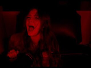 Hell Fest: Vrienden beleven helse nacht in horrorpretpark