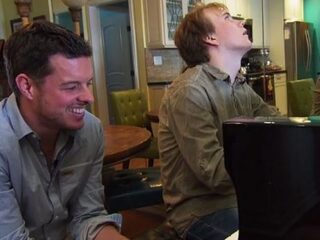 Blinde, autistische jongen kan nummers die hij één keer hoort perfect naspelen