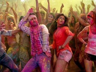 Vier jij vandaag ook Holi? Deze tracks mogen zeker niet ontbreken!