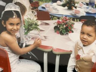 Man (20) die zijn 'vrouw' 16 jaar niet heeft gezien, vindt haar weer op Twitter