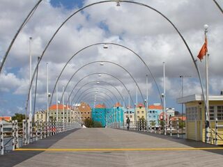 Grote protesten op Curaçao tegen regering