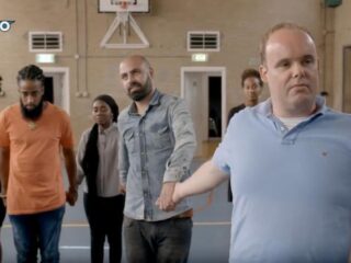 Gemist: docu 'Wit is ook een kleur' over onbewuste privileges witte Nederlanders