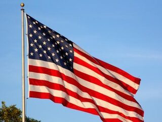 11-jarig jongetje gearresteerd omdat hij weigerde op te staan voor eed van trouw