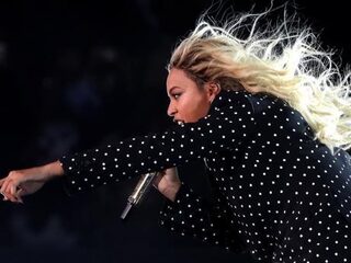 Deze 10 vrouwelijke artiesten hebben dit jaar het meest verdiend