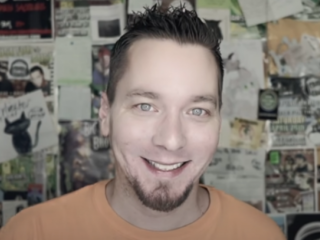 YouTuber Steve 'Talking Kitty Kat' Cash (40) pleegt zelfmoord