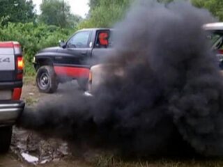 Hoe Dirty Diesel Afrikaanse landen berooft en Afrikanen extra ziek maakt