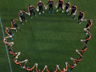 Nederlands elftal maakt duidelijk statement tegen racisme