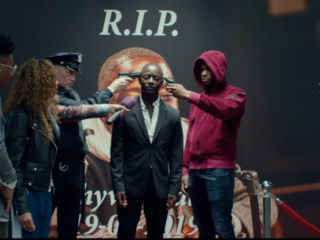 Chivv raakt fans met indrukwekkende videoclip van oprechte track 'Moe'