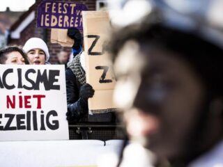 Europees Parlement wil dat Nederland stopt met Zwarte Piet
