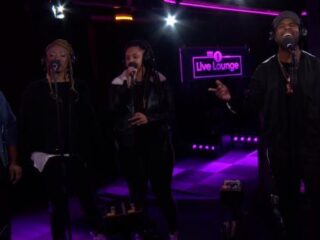 Zo smooth doet DVSN een Prince & Aaliyah mash up bij BBC 1Xtra