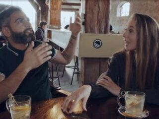 Danny Ghosen in heftige discussie met pornoster