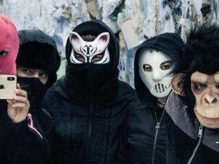 In spannende Netflix-serie 'We Are The Wave' lopen protesten zwaar uit de hand