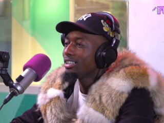 Dopebwoy legt Fabiola voor eens en voor altijd uit hoe je 'prrr' zegt