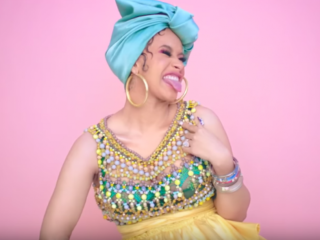 Cardi B koopt villa voor haar moeder