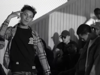 Broertje van Ronnie Flex releast track 'No Hook'