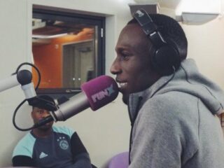 Frenna over album Geen Oog Dichtgedaan en Mula B bij Sunday Service