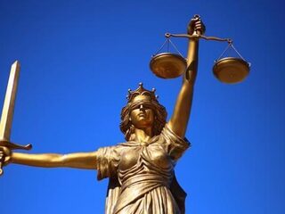 Bizar: man krijgt slechts vier jaar celstraf voor misbruik eigen kinderen