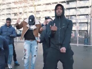 SBMG dropt de videoclip Barkie Naar Een Kop