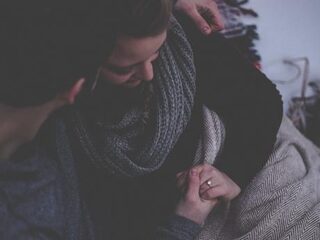 5 redenen om vandaag heel veel te knuffelen met je liefje (of hond)