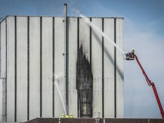 Grote brand bij oude kerncentrale in Gelderland