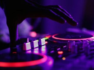 FunX Dance Summer Sessions: LatinVillage Mix 2017