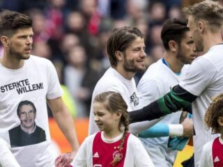 Ajax en Feyenoord steunen zieke Van Hanegem: 'Sterkte Willem!'