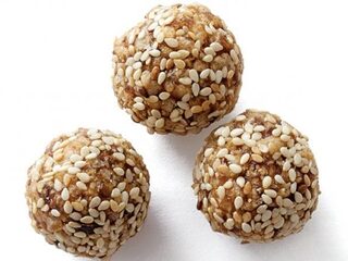 High tea International: Dadel- vijgenballetjes