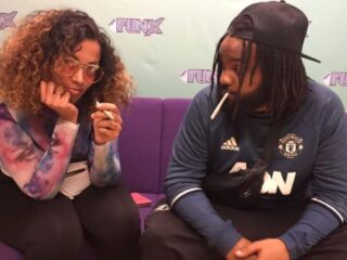 Crooks en Beckie doen een wedstrijdje jonko draaien en starten Oetchiechallenge