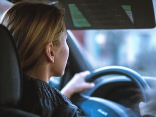 Een op de vier Nederlanders heeft last van parkeerschaamte