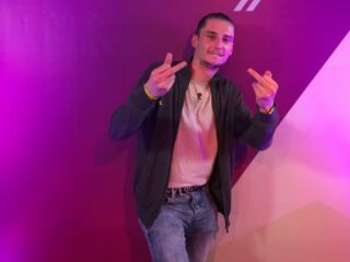 Yung Felix: "Dankzij Bizzey staat Yung Felix sinds dit jaar in de picture"