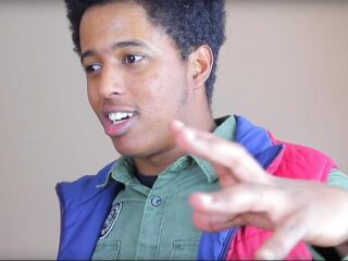 VIDEO: Amerikaanse YouTuber IsTalkCheap reageert op Sevn Alias, Broederliefde en Josylvio