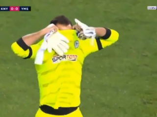 Snelste rode kaart ooit na bizarre actie Turkse doelman