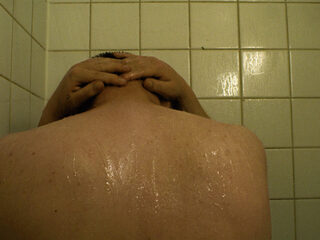 Jongeren filmen zichzelf in de cel in docu 'Hier is het nooit stil'