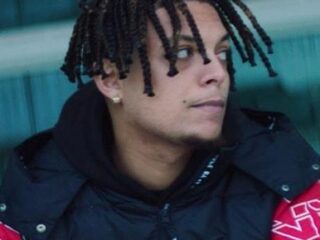 Ronnie Flex de diXte met 4/5