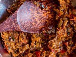 Benmoussa deelt zijn recept voor Marokkaanse Zaalouk