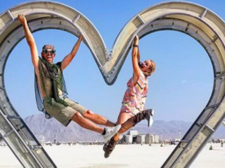 Dit koppel is al meer dan 2500 dagen op huwelijksreis