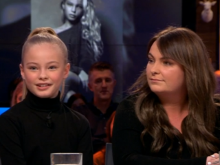 Moeder Summer de Snoo (9) reageert op kritiek dochters modellencarrière
