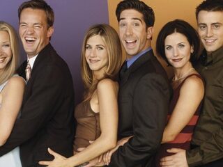 Er komt een 'Friends'-reünie met alle acteurs