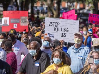 Man die filmde hoe jogger werd doodgeschoten opgepakt als derde verdachte