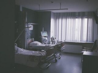 Nigeriaanse 'engel' betaalt ziekenhuisrekeningen voor arme mensen