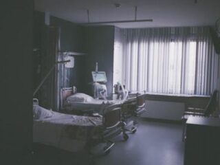 Nigeriaanse 'engel' betaalt ziekenhuisrekeningen voor arme mensen