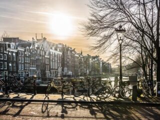 Bizarre situatie huizenmarkt Amsterdam leidt tot onbetaalbare huurwoningen